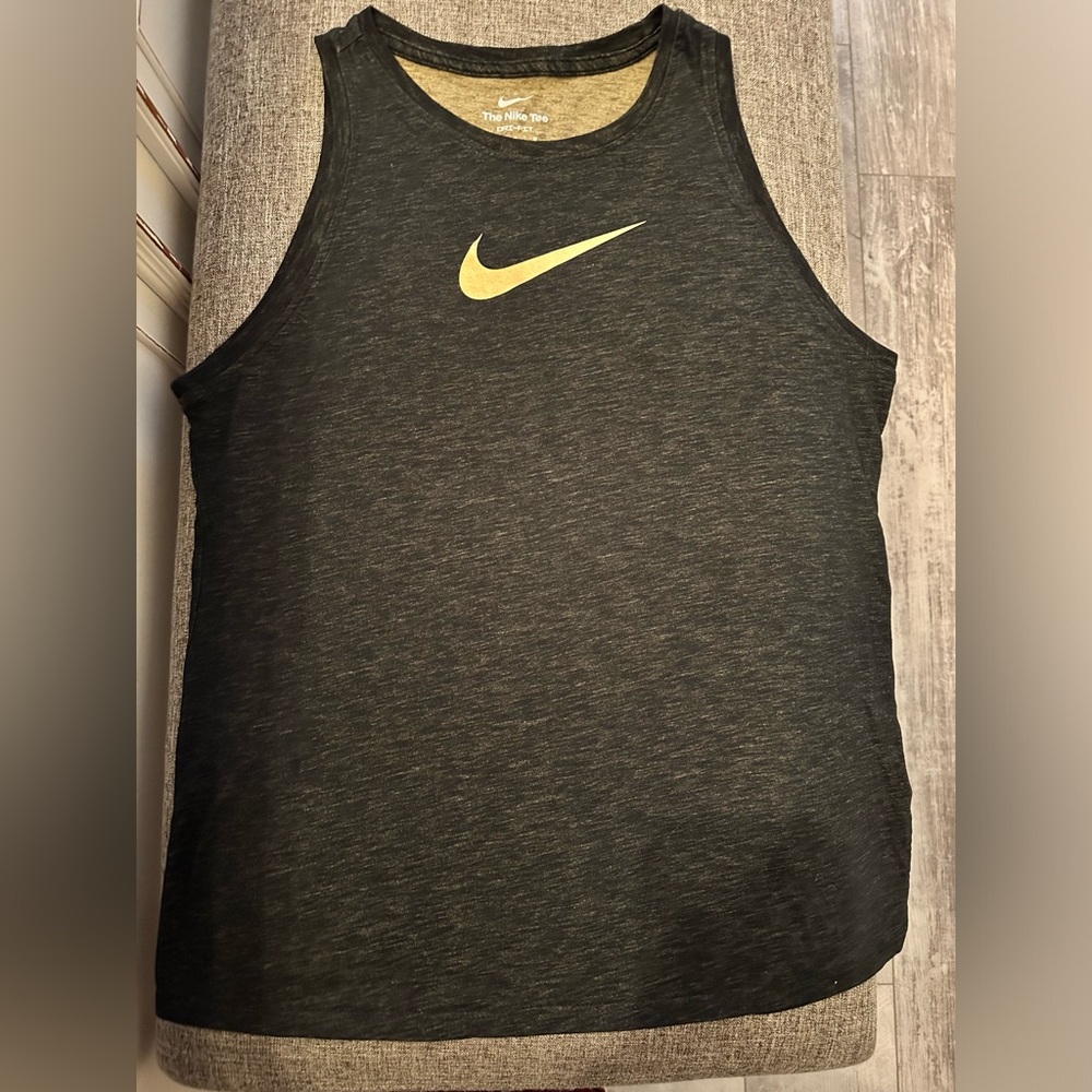Nike tank top